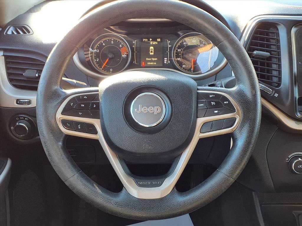 Used 2017 Jeep Cherokee Sport FWD SUV