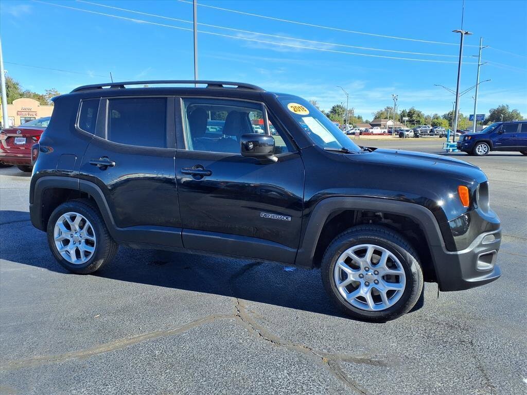 Used 2018 Jeep Renegade Latitude 4x4 SUV