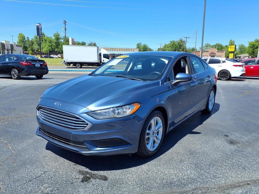 2018 Ford Fusion SE FWD's photo