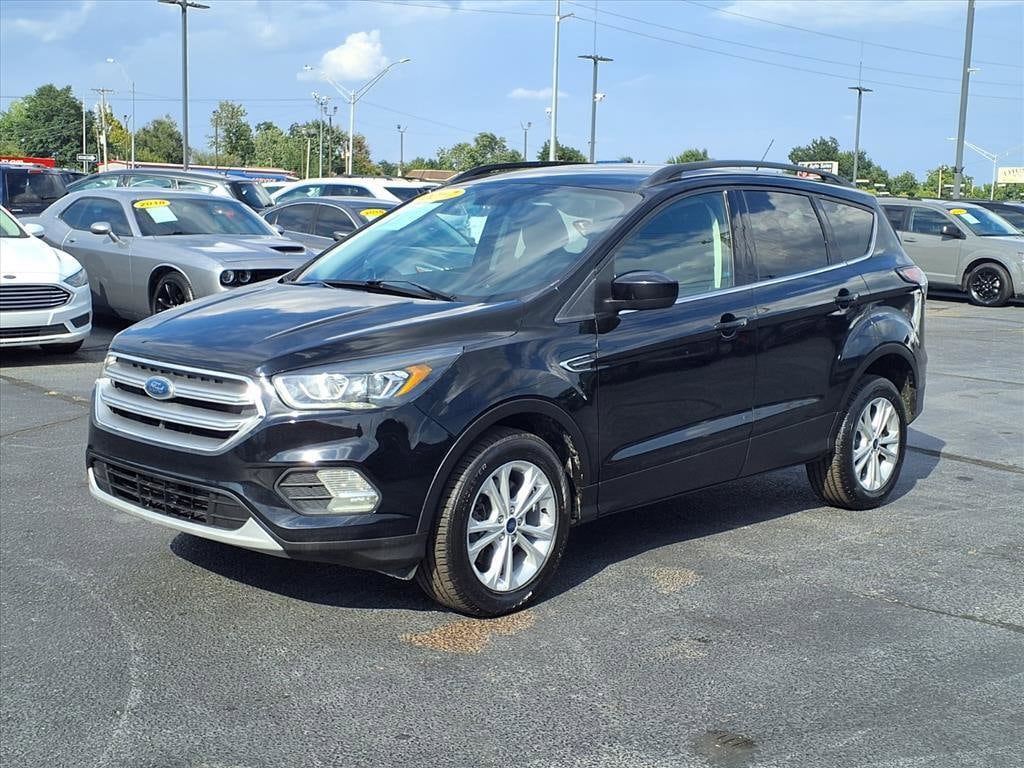 Used 2017 Ford Escape SE SUV