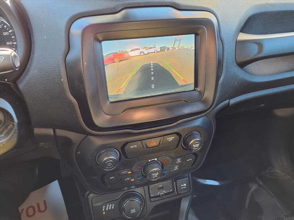 Used 2018 Jeep Renegade Latitude 4x4 SUV