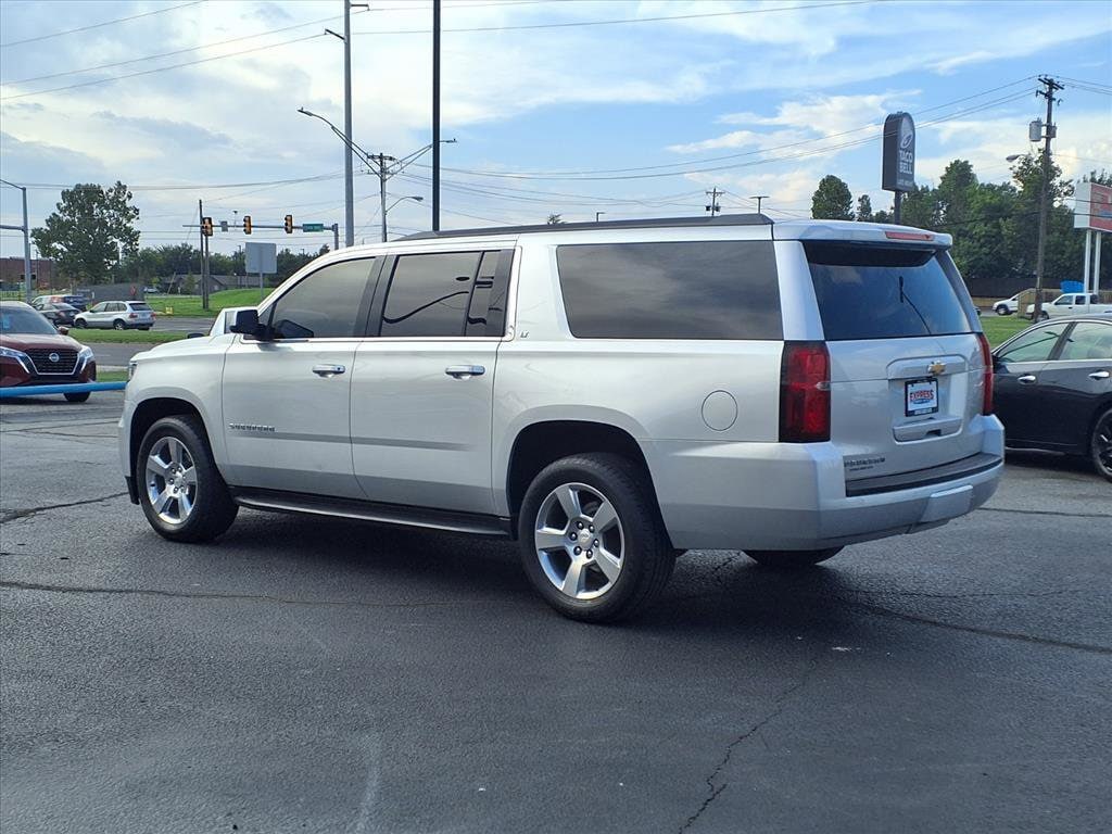 Used 2018 Chevrolet Suburban LT SUV
