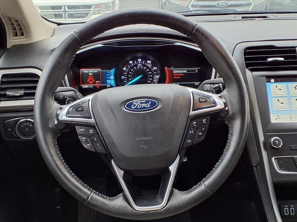 Used 2019 Ford Fusion SE Sedan