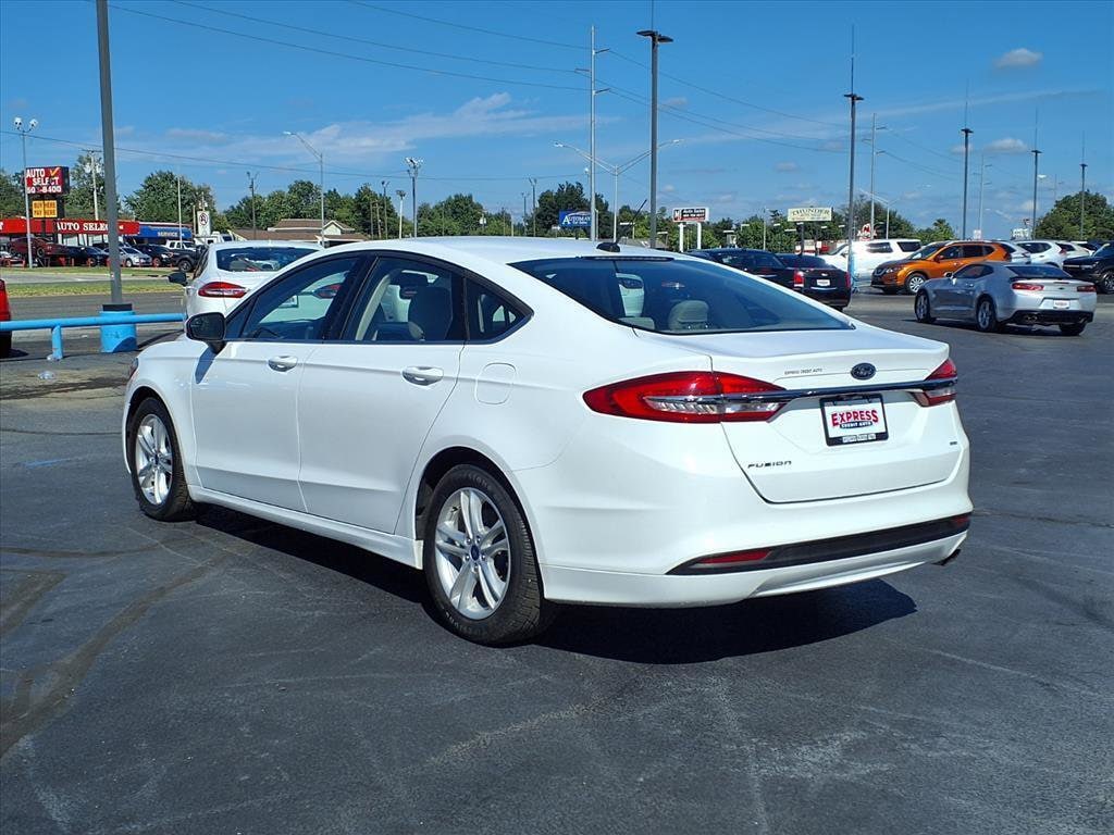 Used 2018 Ford Fusion SE Sedan