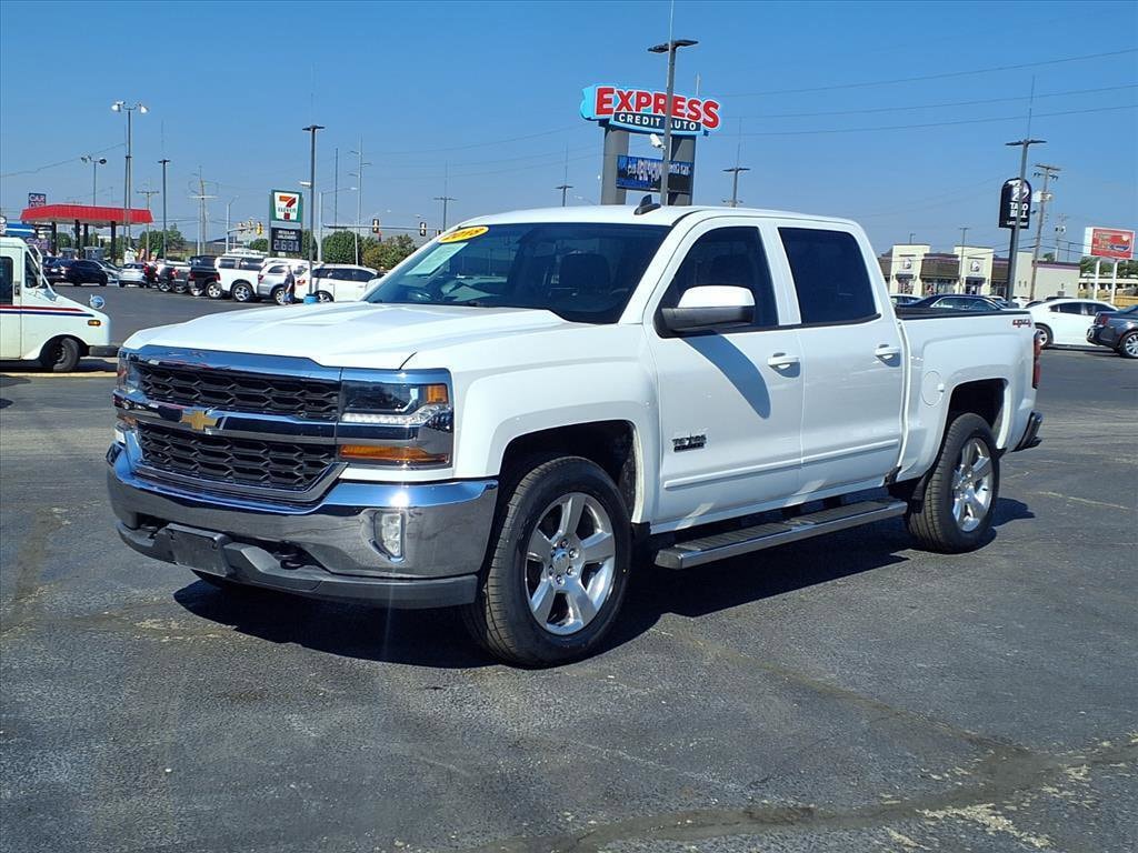 Used 2018 Chevrolet Silverado 1500 LT w/1LT Truck Crew Cab