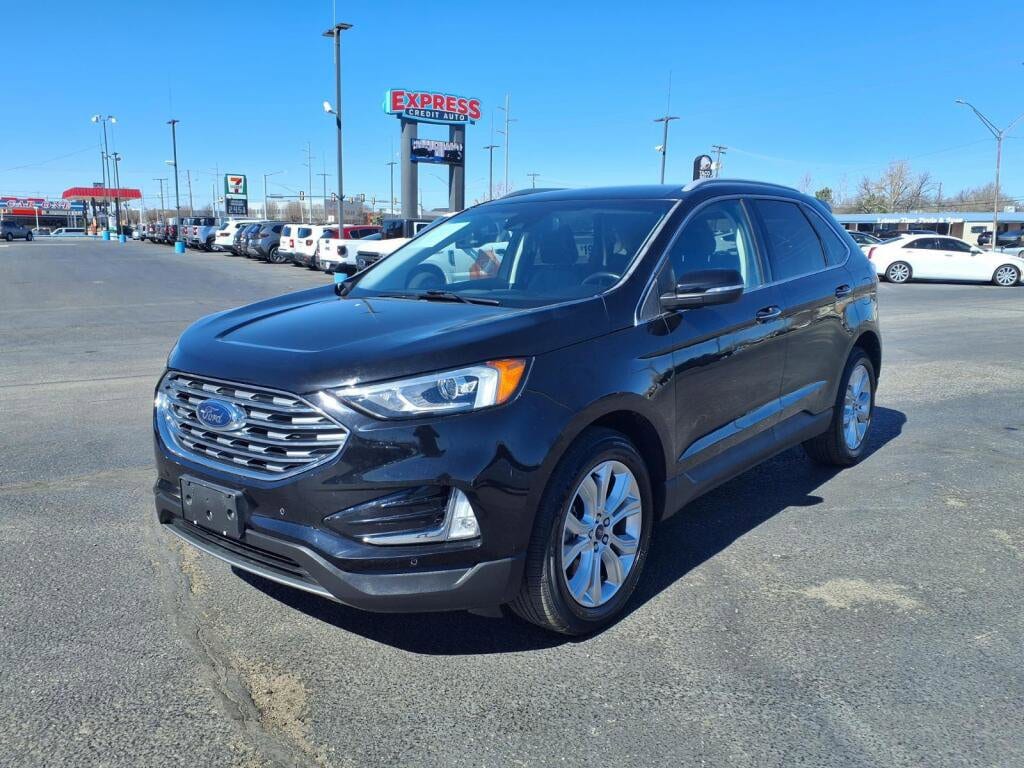 2020 Ford Edge Titanium