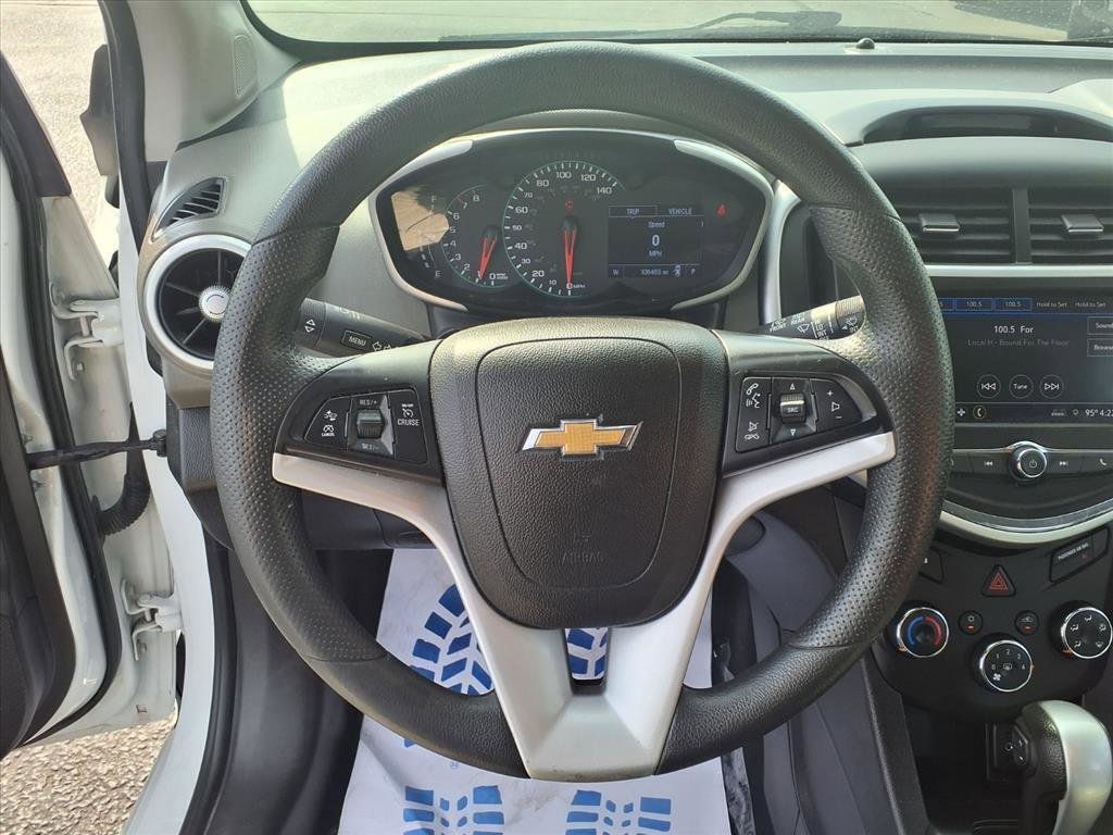 Used 2020 Chevrolet Sonic LT w/1FL Hatchback