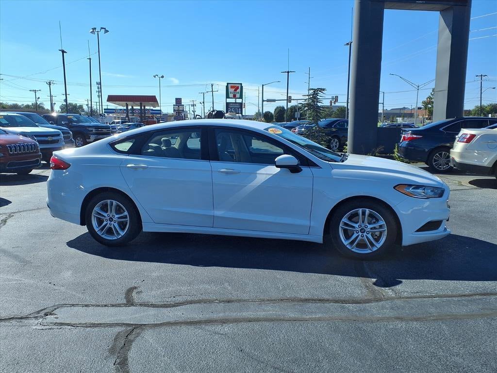 Used 2018 Ford Fusion SE Sedan