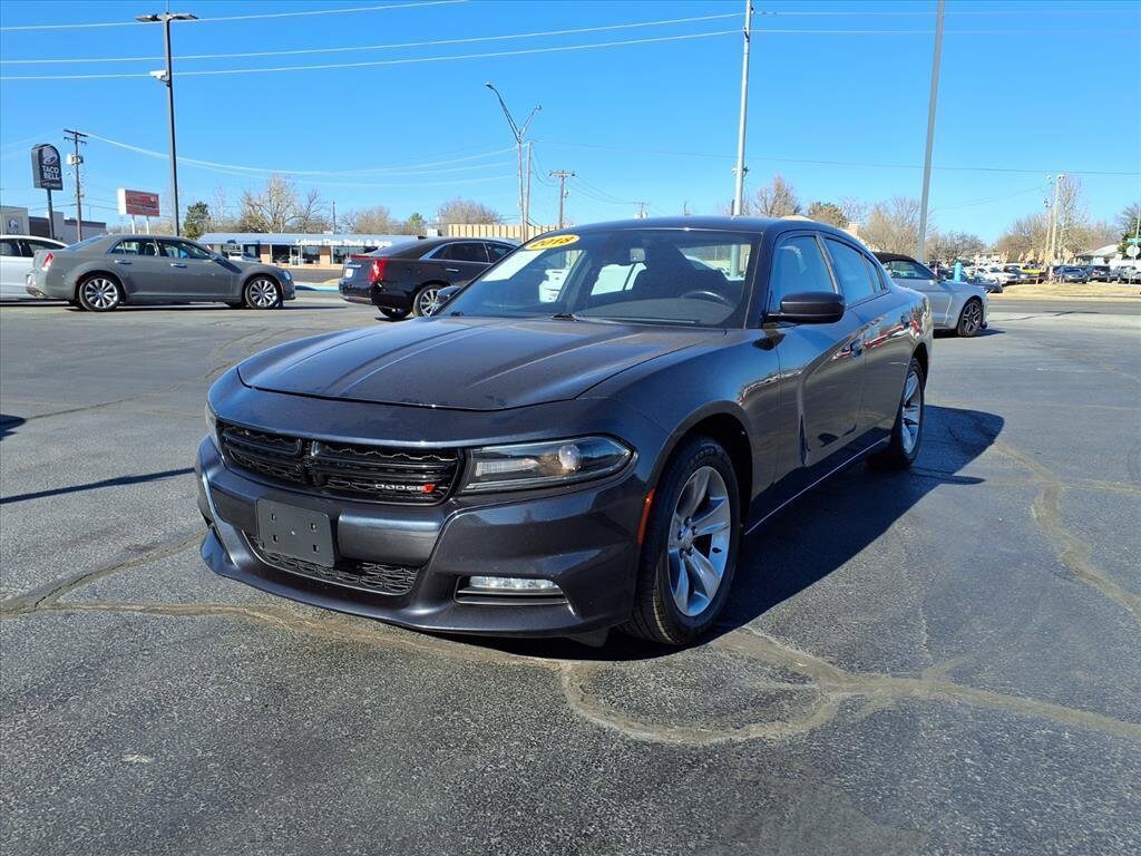 2018 Dodge Charger SXT's photo
