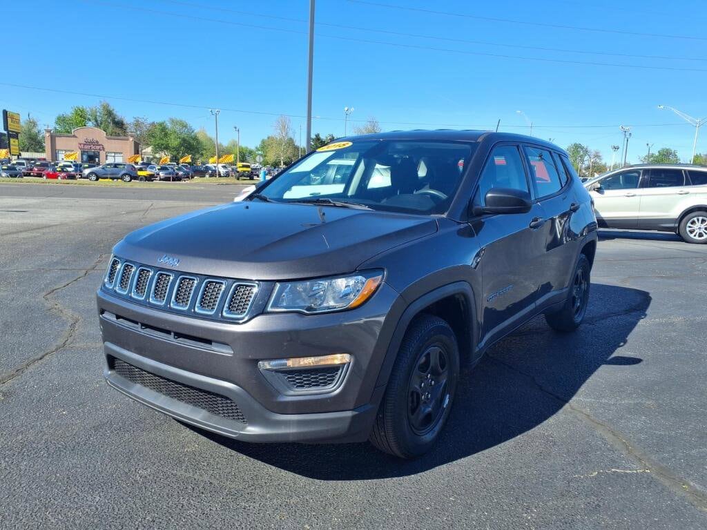 2018 Jeep Compass Sport's photo
