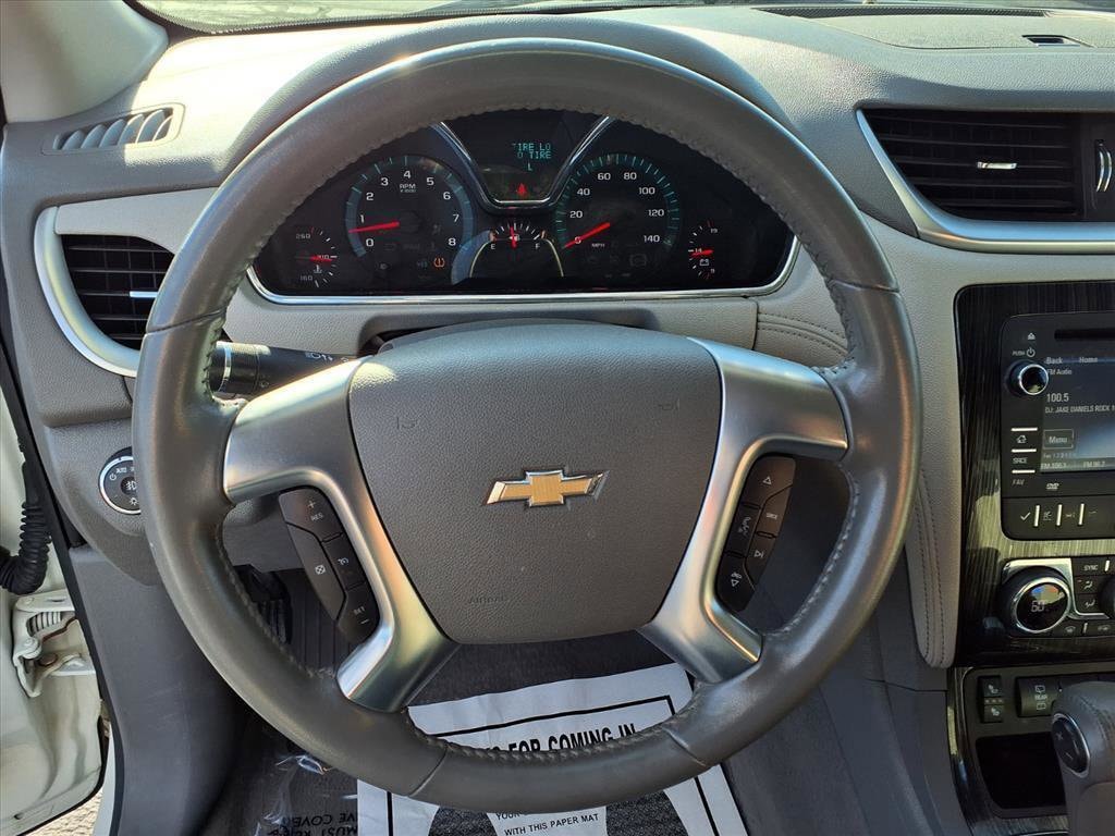 Used 2015 Chevrolet Traverse LT w/2LT SUV