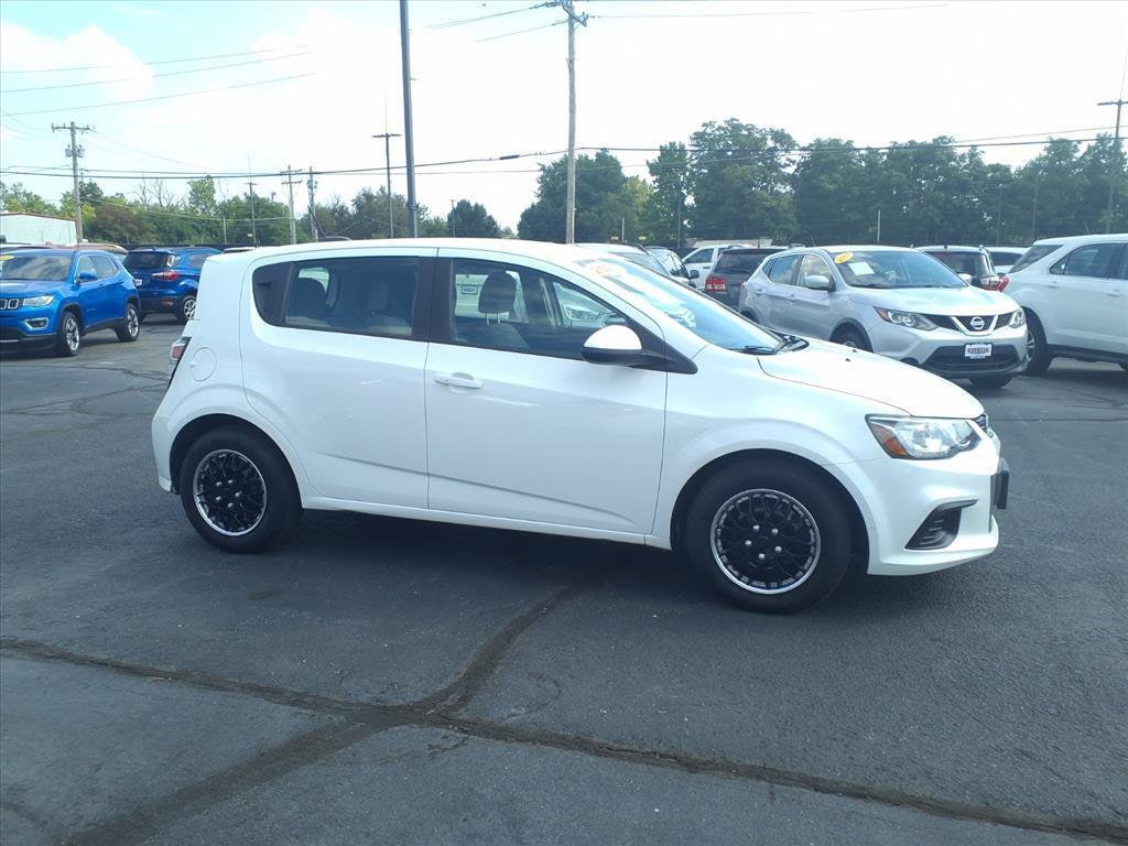 Used 2020 Chevrolet Sonic LT w/1FL Hatchback