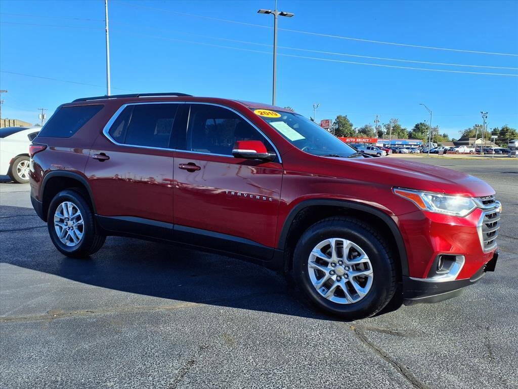 Used 2019 Chevrolet Traverse LT Cloth w/1LT SUV