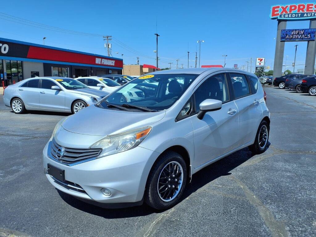 2015 Nissan Versa Note 1.6 S Plus CVT's photo