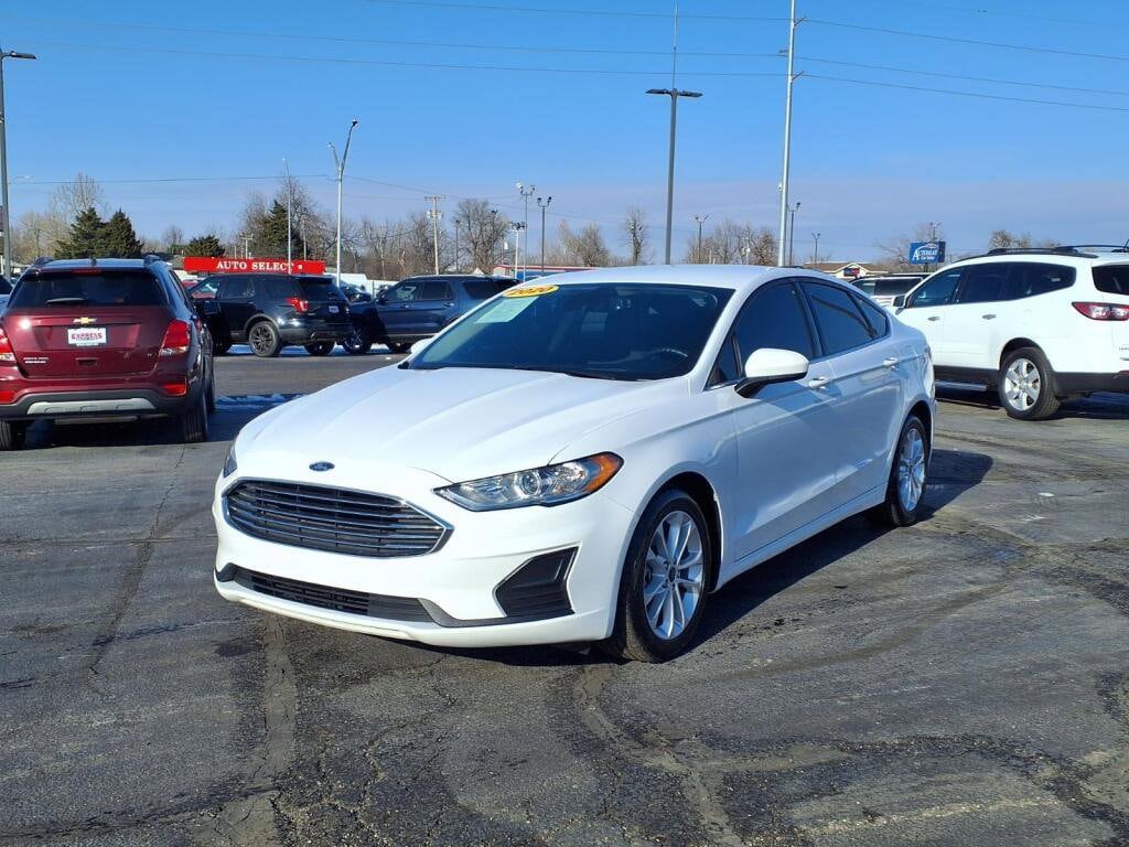 2020 Ford Fusion SE