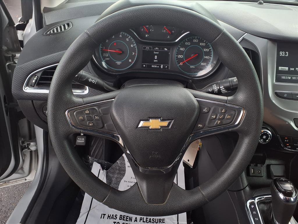 Used 2018 Chevrolet Cruze LT Auto Sedan