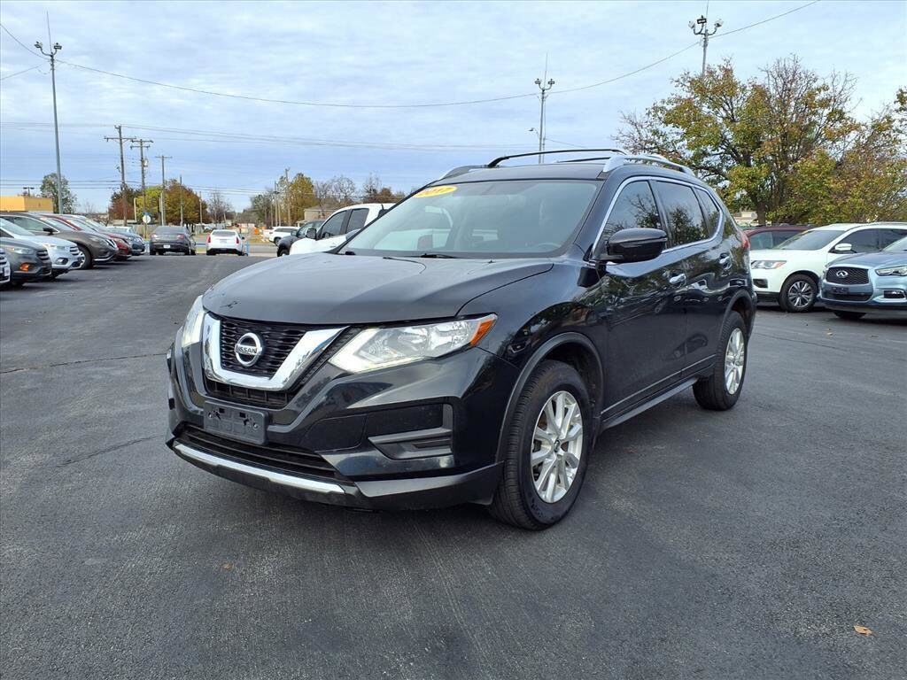 Used 2017 Nissan Rogue SV SUV