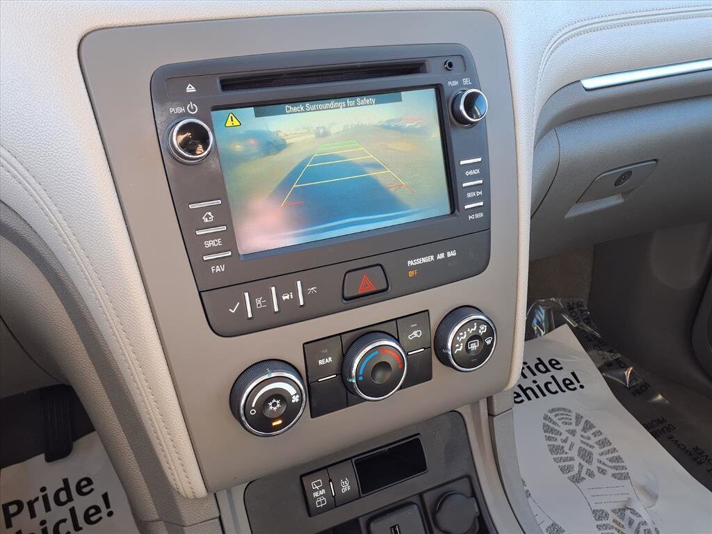 Used 2016 Chevrolet Traverse LS SUV