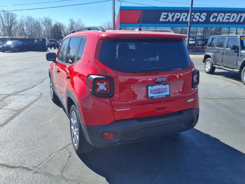 2021 Jeep Renegade Latitude - Photo 9