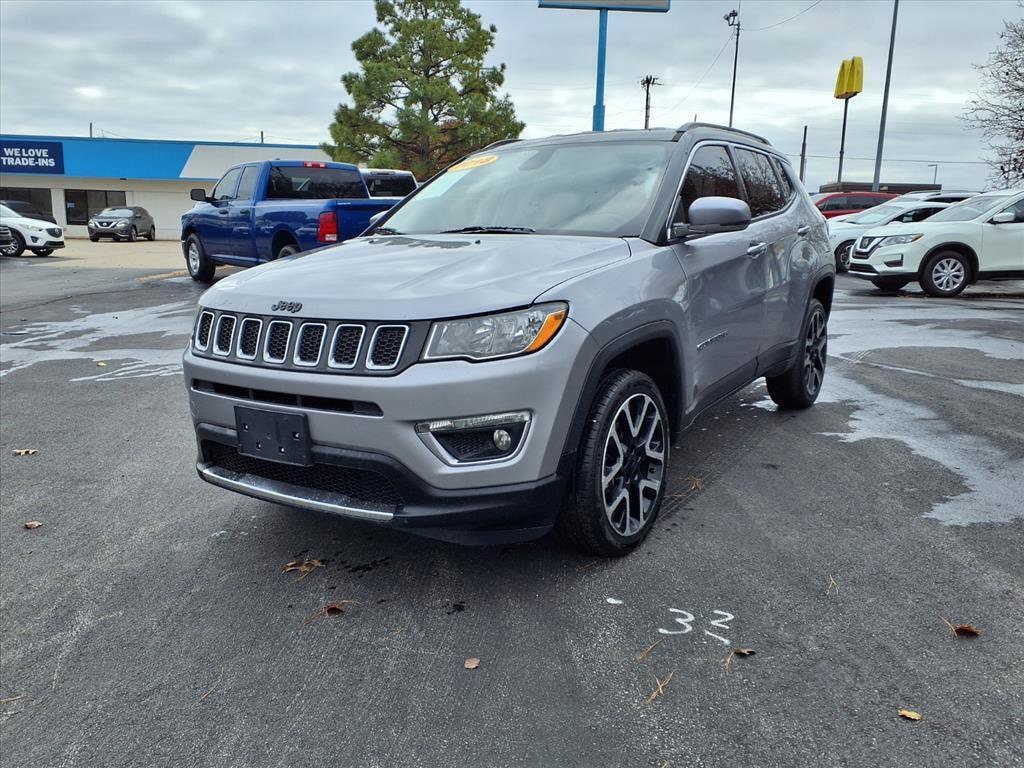 2018 Jeep Compass Limited's photo