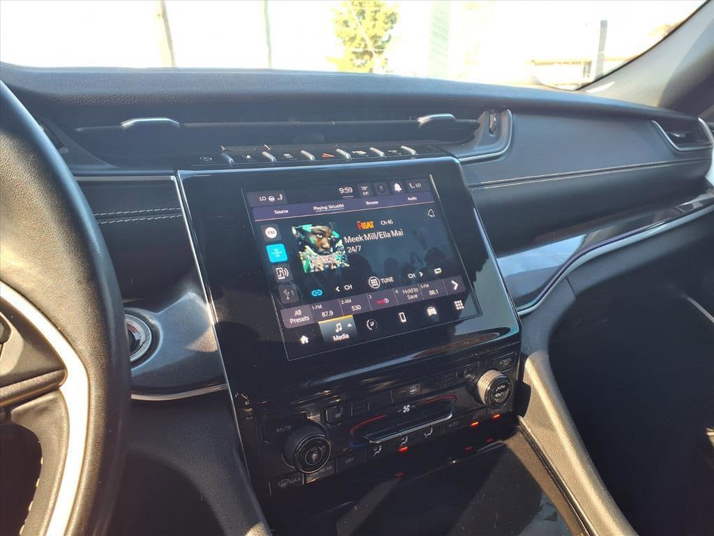 Used 2022 Jeep New Grand Cherokee Laredo SUV