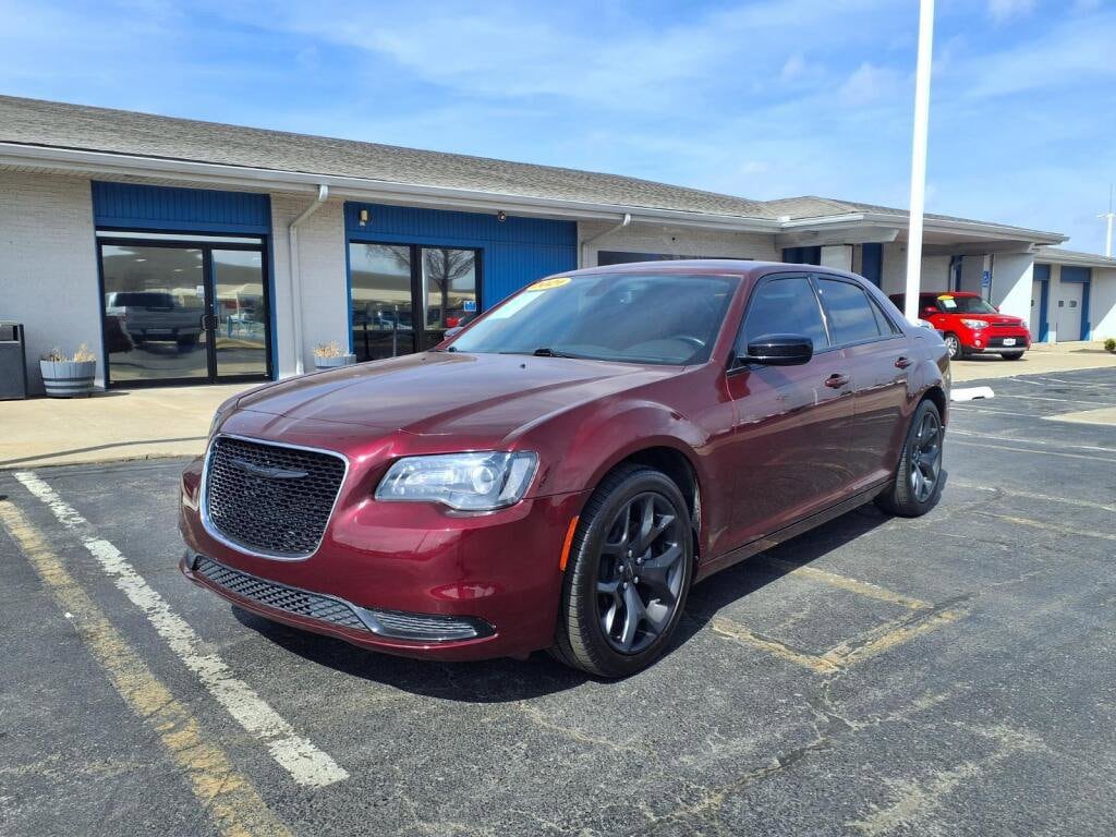 2021 Chrysler 300 Touring