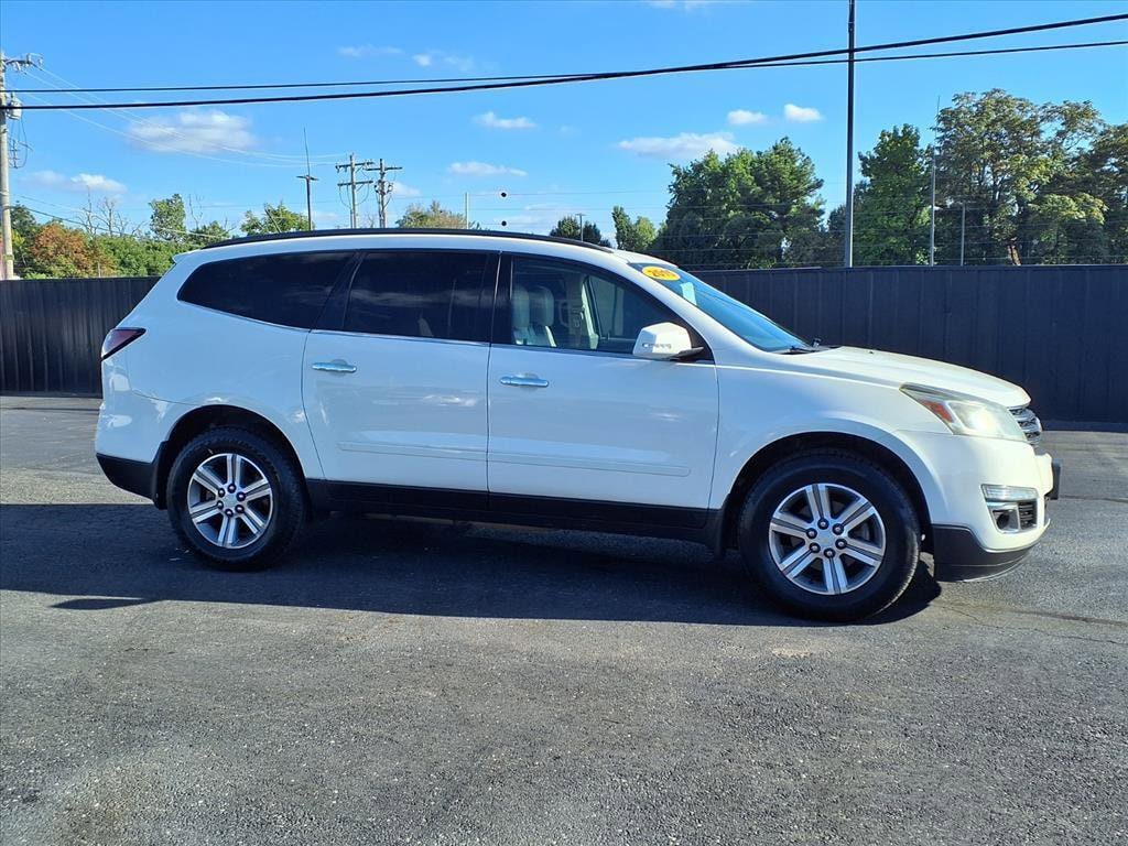 Used 2015 Chevrolet Traverse LT w/2LT SUV