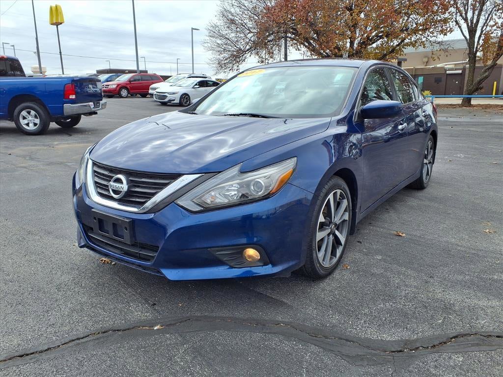 2017 Nissan Altima SR