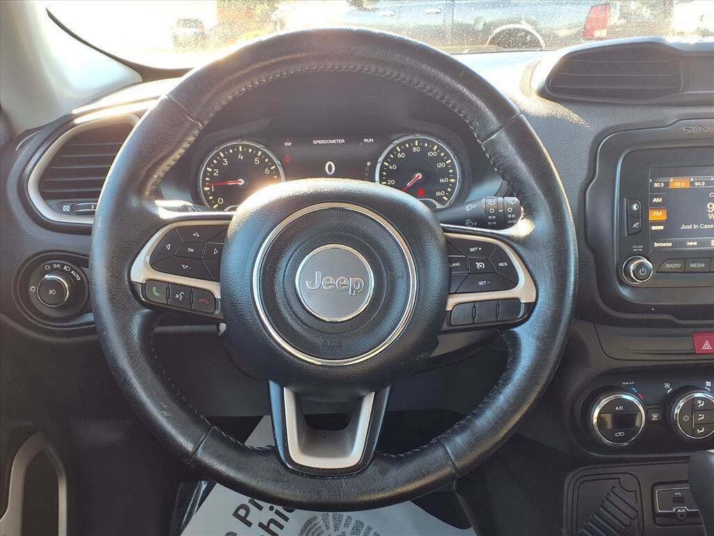 Used 2017 Jeep Renegade Latitude FWD SUV