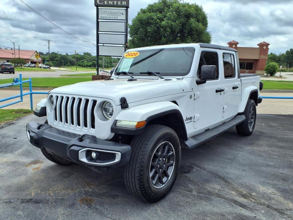 2020 Jeep Gladiator Overland's photo