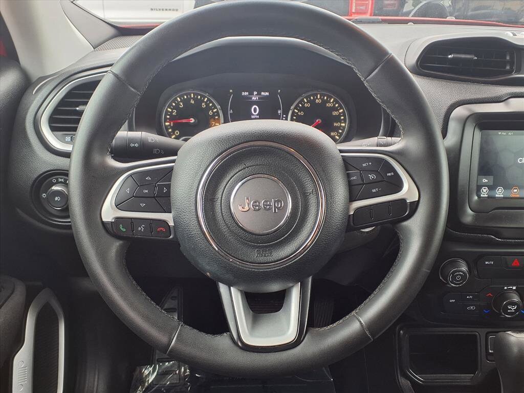 Used 2018 Jeep Renegade Latitude FWD SUV