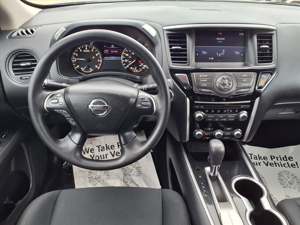 Used 2017 Nissan Pathfinder S SUV