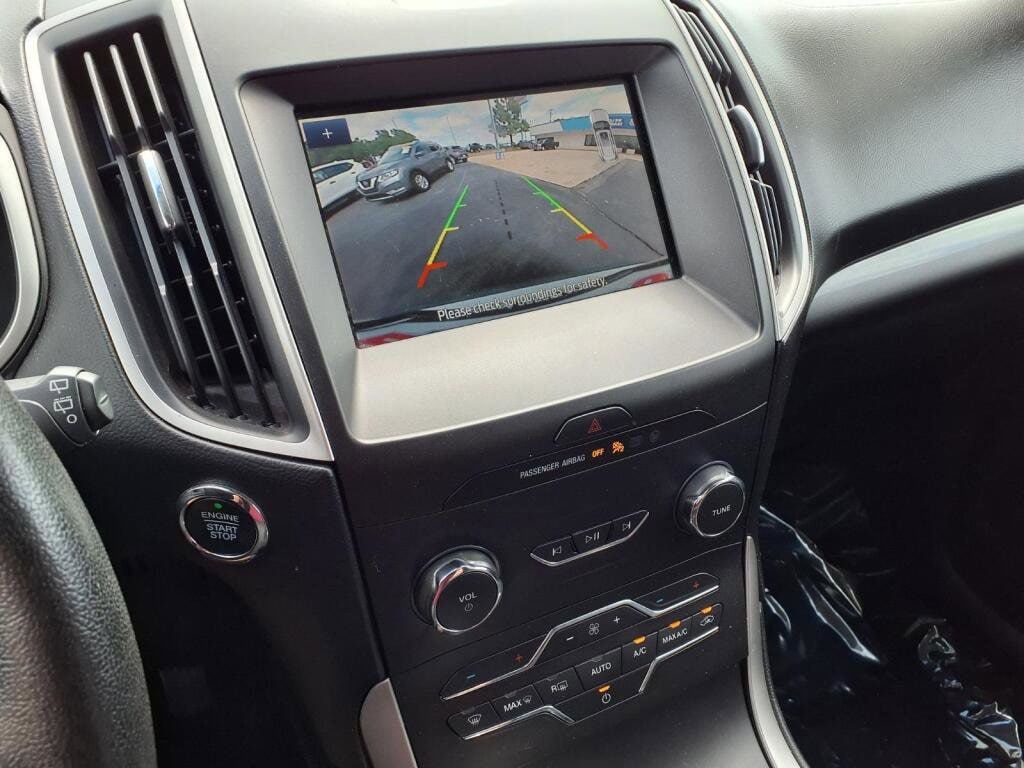 2019 Ford Edge SEL - Photo 4