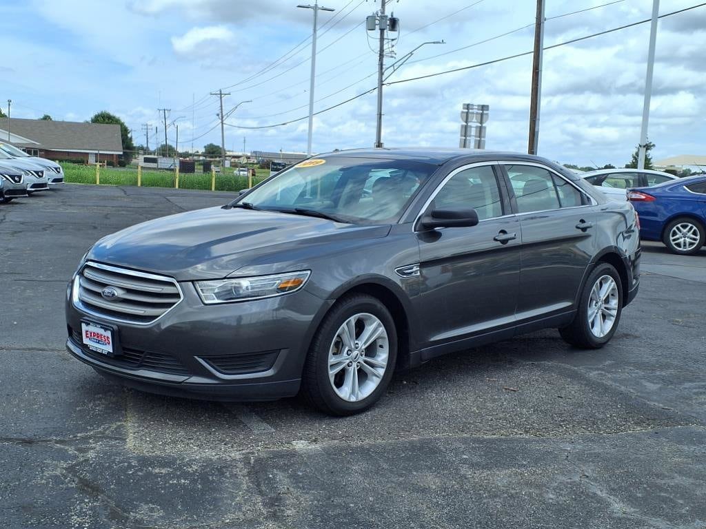2019 Ford Taurus SE