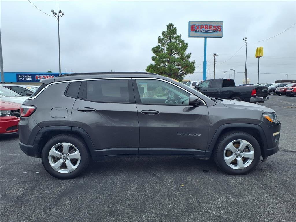 Used 2019 Jeep Compass Latitude FWD SUV