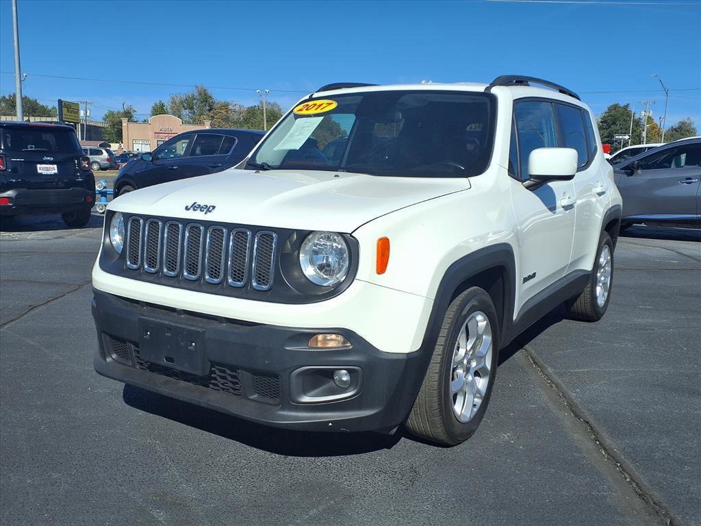 2017 Jeep Renegade Latitude's photo