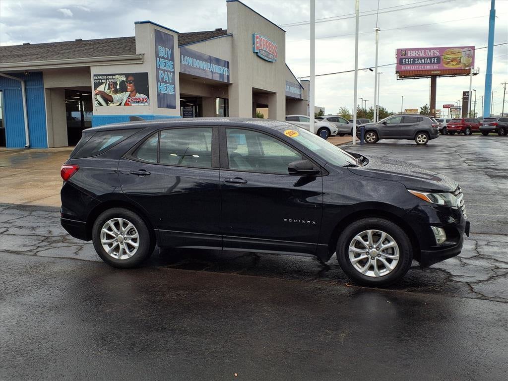 Used 2020 Chevrolet Equinox LS w/1FL SUV