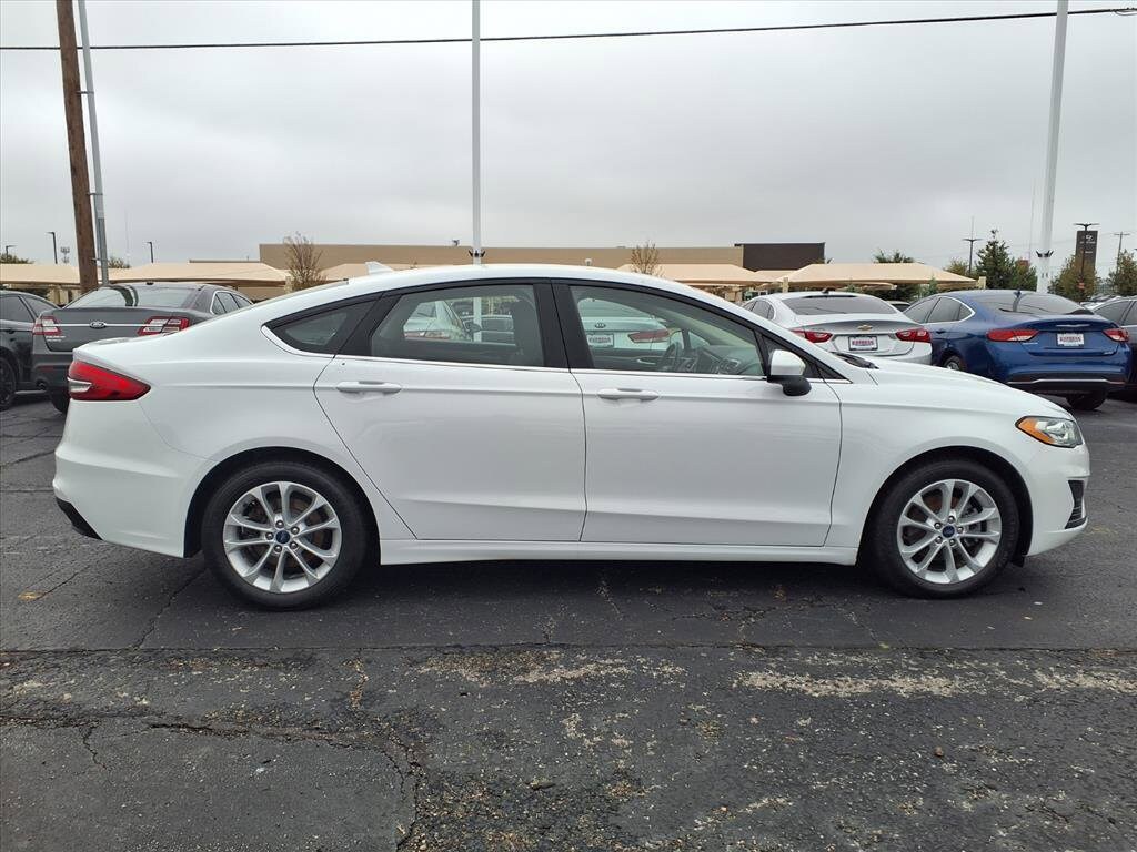 Used 2019 Ford Fusion SE Sedan