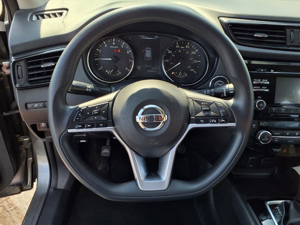 Used 2017 Nissan Rogue Sport SV SUV