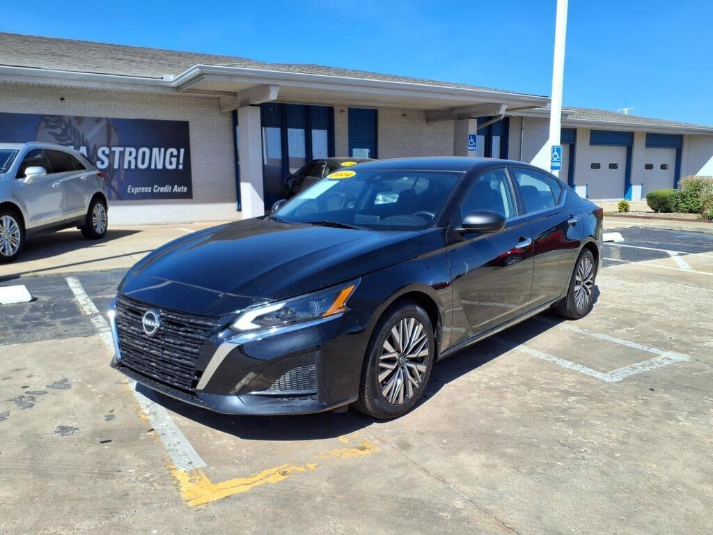 2024 Nissan Altima SV