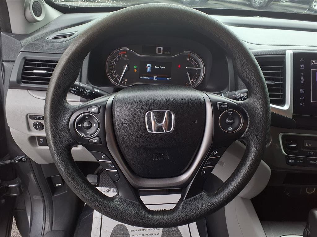 Used 2017 Honda Pilot EX FWD SUV