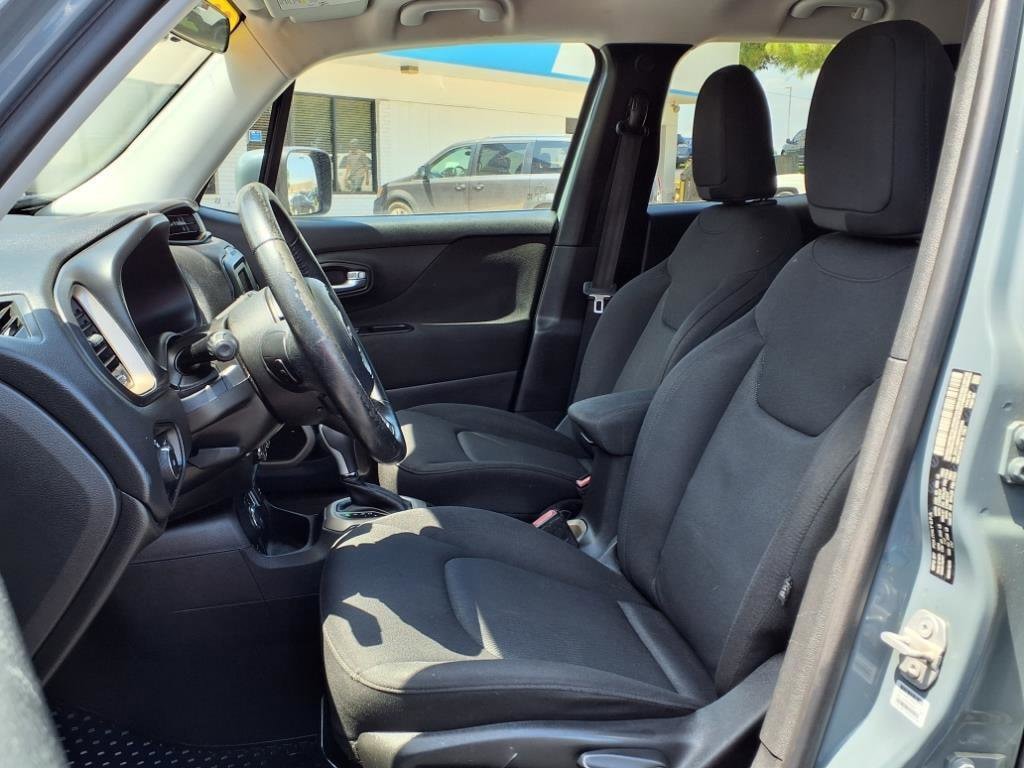 Used 2017 Jeep Renegade Latitude 4x4 SUV