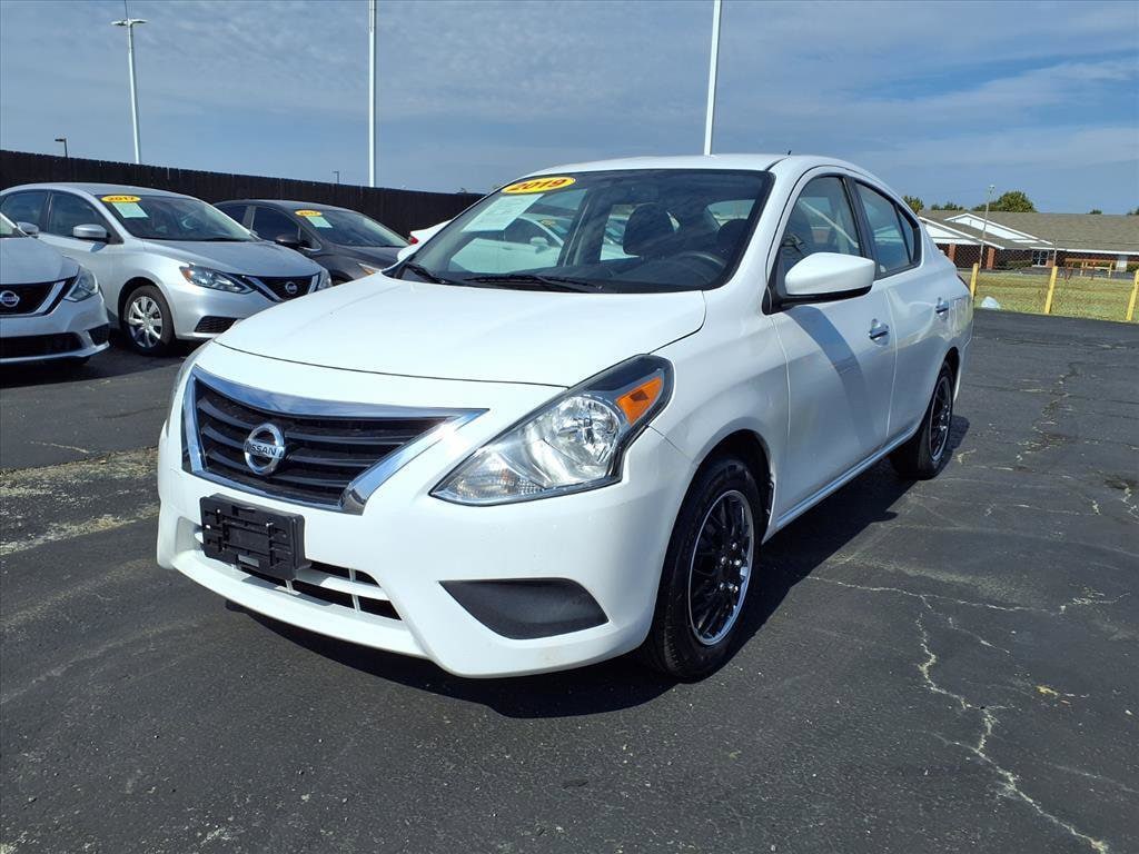 2019 Nissan Versa Sedan SV