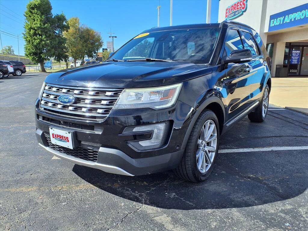 Used 2017 Ford Explorer  SUV