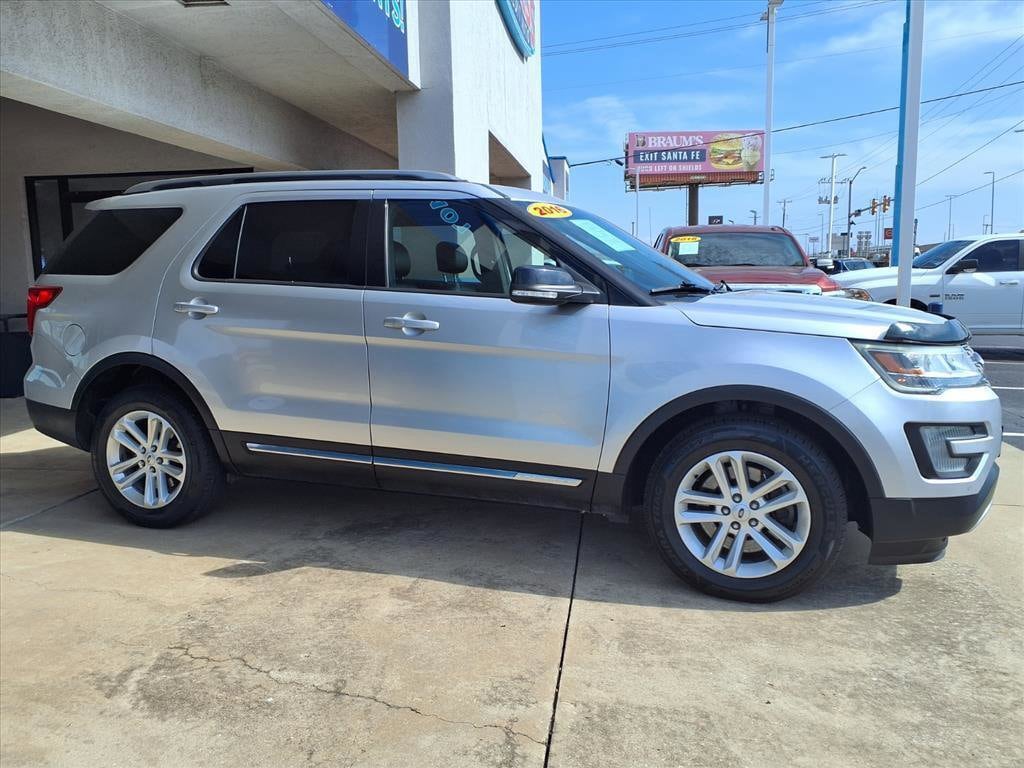 Used 2016 Ford Explorer XLT SUV