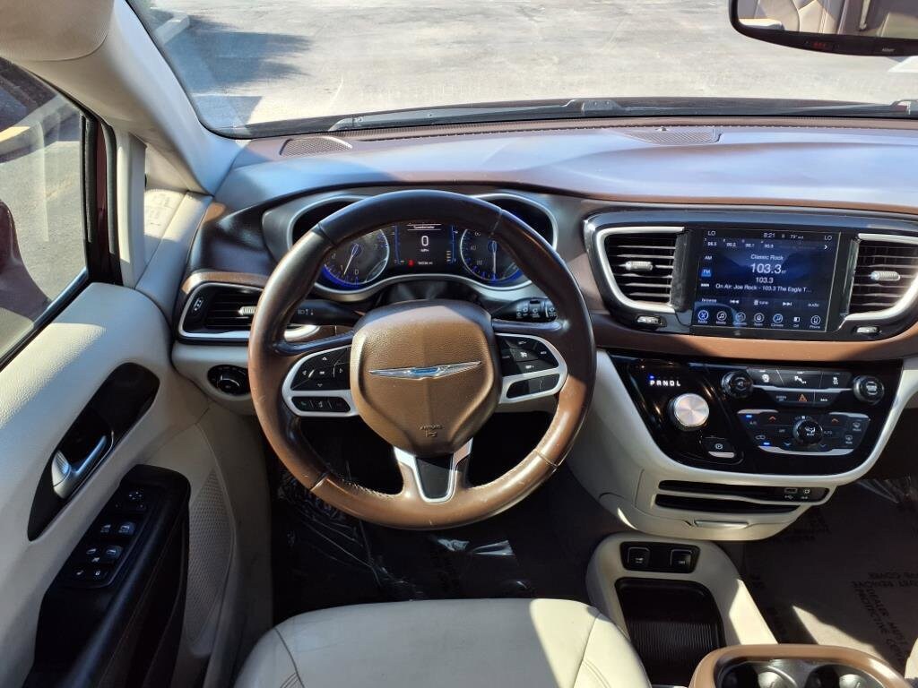 Used 2017 Chrysler Pacifica Touring-L Van