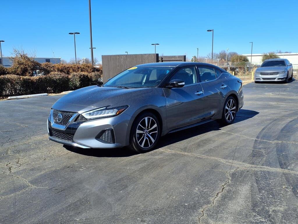 2021 Nissan Maxima SV