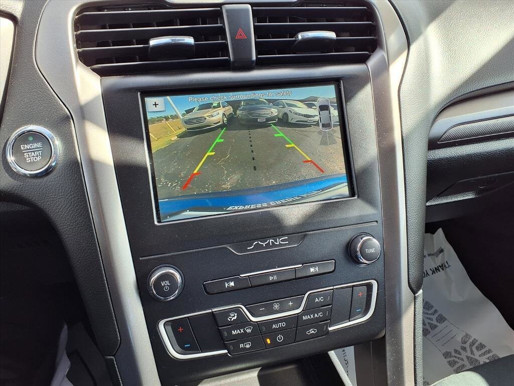 Used 2019 Ford Fusion Hybrid SE Sedan