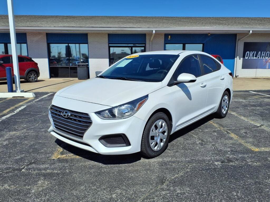 2019 Hyundai Accent SE 4-Door 6-Speed Automatic's photo