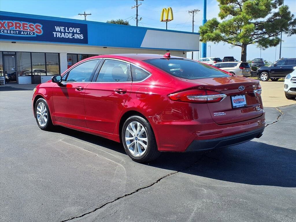 Used 2020 Ford Fusion SE Sedan